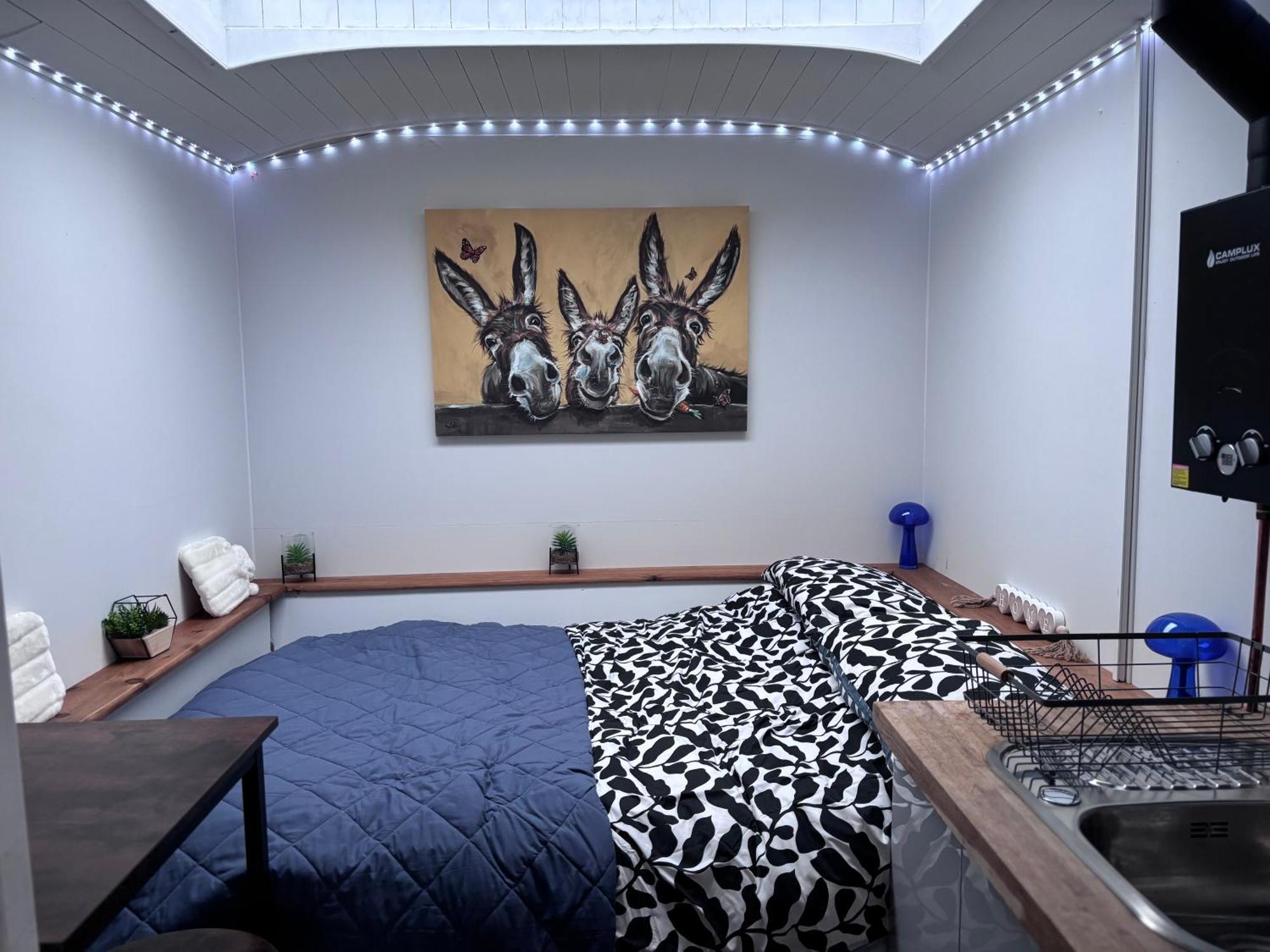 Quex Livery Glamping Birchington-on-Sea Bagian luar foto