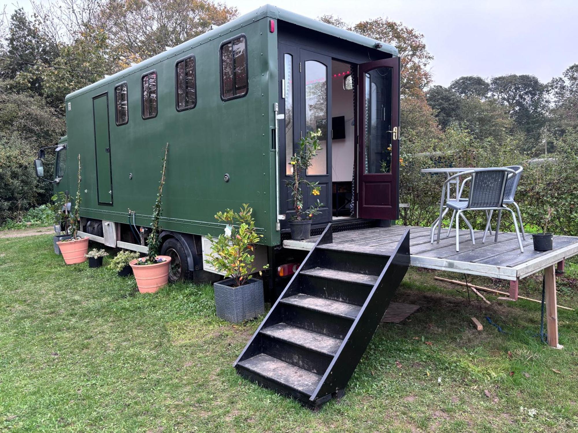 Quex Livery Glamping Birchington-on-Sea Bagian luar foto